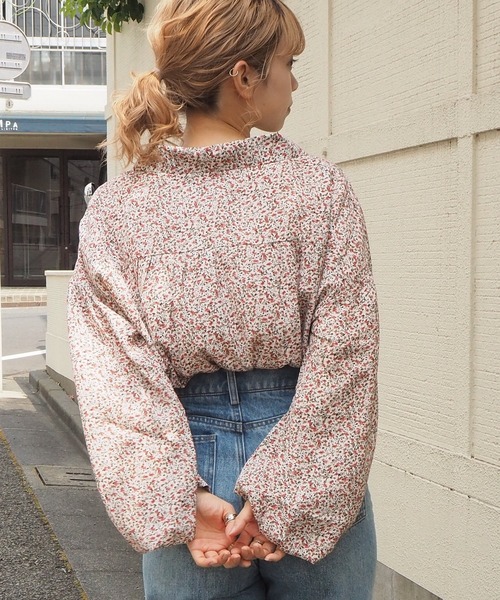 tiptop(ティップトップ)の「【web限定アイテム】ボリューム開襟ブラウス(シャツ/ブラウス・レディース・ブラック/オフホワイト/キナリ/ブルー/スモークピンク/ベージュ/グレー・FREE)」の18枚目の写真