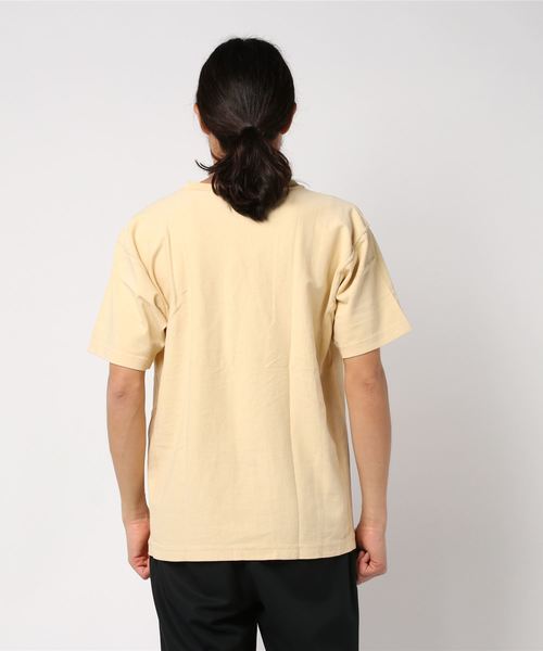 Champion(チャンピオン)の「【Champion/チャンピオン】メンズ リバースウィーブ Tシャツ(Tシャツ/カットソー・メンズ・サーモンピンク/ベージュ/サックスブルー/ライム・X-LARGE/MEDIUM/LARGE)」の5枚目の写真