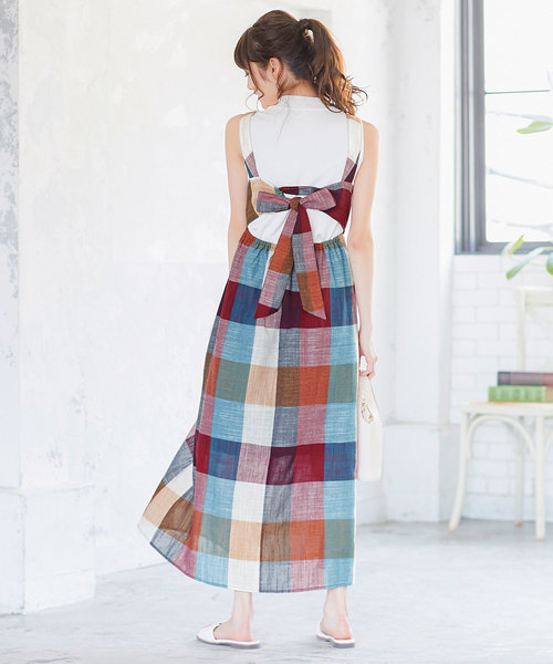 KOBE LETTUCE（コウベレタス）の「バックオープンノースリーブマキシ丈ワンピース（ワンピース・レディース・ベージュ/イエロー系その他/レッド系その他・FREE）」の6枚目の写真