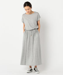 カットソーマキシワンピース