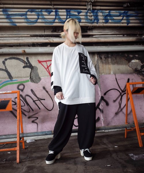 rovtski（ロフトスキー）の「【ビッグシルエット】INLAY JERZY 230G EMB SWEAT SS F/インレイジャージー 刺繍スウェット半袖（Tシャツ/カットソー・レディース・ホワイト/ブラック/ベージュ/ピンク・FREE）」の10枚目の写真