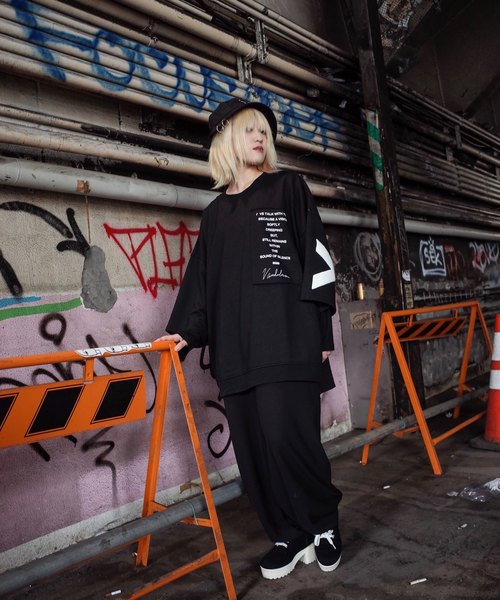rovtski（ロフトスキー）の「【ビッグシルエット】INLAY JERZY 230G EMB SWEAT SS F/インレイジャージー 刺繍スウェット半袖（Tシャツ/カットソー・レディース・ホワイト/ブラック/ベージュ/ピンク・FREE）」の15枚目の写真