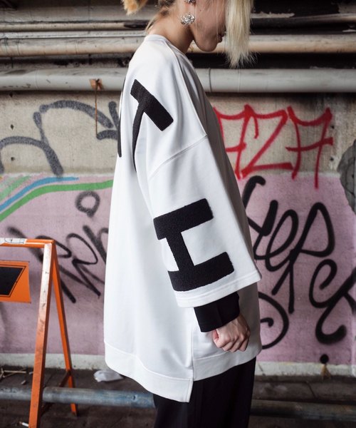 rovtski（ロフトスキー）の「【ビッグシルエット】INLAY JERZY 230G EMB SWEAT SS F/インレイジャージー 刺繍スウェット半袖（Tシャツ/カットソー・レディース・ホワイト/ブラック/ベージュ/ピンク・FREE）」の6枚目の写真
