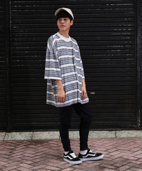 revertical（リバーティカル）の「ボーダー柄 ワイド ビッグシルエットTシャツ（Tシャツ/カットソー・メンズ・ネイビー/グレー・M/L）」の4枚目の写真