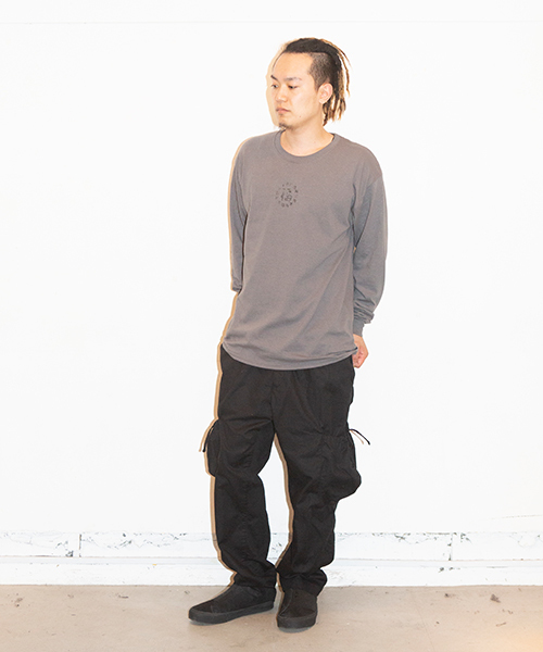 VIRGOwearworks（ヴァルゴウェアワークス）の「FAT PETAURISTA PANTS（カーゴパンツ・メンズ・ブラック/ベージュ/カーキ・3/4/2）」の5枚目の写真