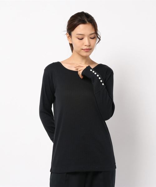 GeeRA（ジーラ）の「シェル風ボタン使いトップス（Tシャツ/カットソー・レディース・ブラック/ボルドー/杢グレー・X-LARGE/MEDIUM/LARGE）」の2枚目の写真