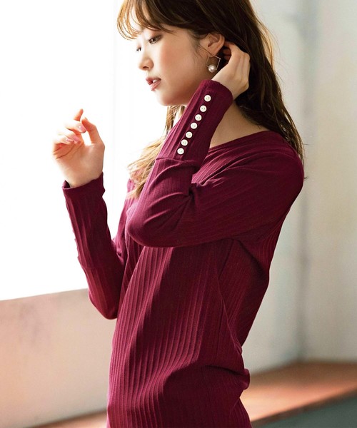 GeeRA（ジーラ）の「シェル風ボタン使いトップス（Tシャツ/カットソー・レディース・ブラック/ボルドー/杢グレー・X-LARGE/MEDIUM/LARGE）」の3枚目の写真
