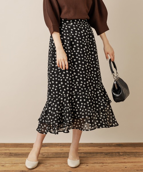 natural couture（ナチュラルクチュール）の「リーちゃんのアシメティアードスカート（スカート・レディース・オフホワイト/ブラック/ラベンダー/ボルドー・FREE）」の3枚目の写真