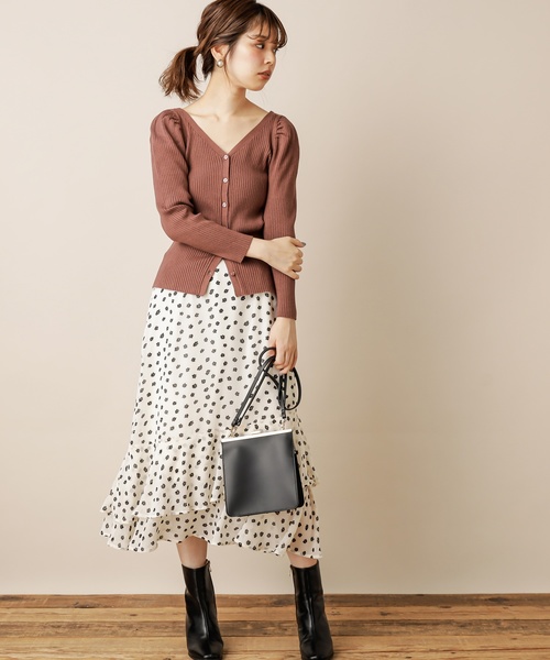 natural couture（ナチュラルクチュール）の「リーちゃんのアシメティアードスカート（スカート・レディース・オフホワイト/ブラック/ラベンダー/ボルドー・FREE）」の7枚目の写真