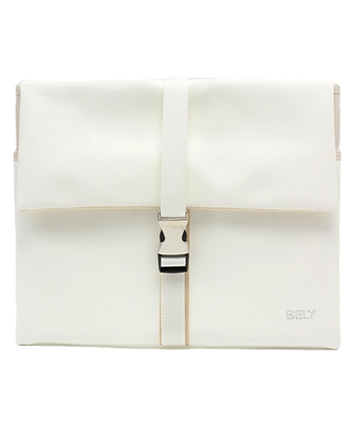 WHO'S WHO gallery（フーズフーギャラリー）の「【BELY】Document Case（クラッチバッグ・メンズ・ブラック/レッド/グレー/ホワイト/ネイビー・FREE）」の2枚目の写真