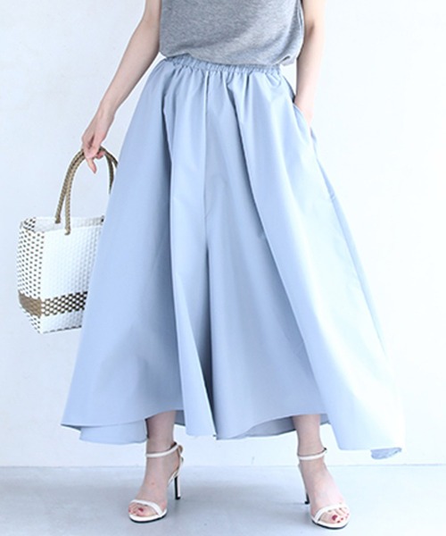 激安価額 ホワイト ワンピースに重ねるフレアワイドパンツ 激安価額 ホワイト ワンピースに重ねるフレアワイドパンツ