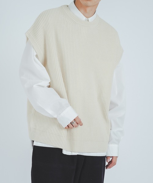 epnok（エプノック）の「クルーネックニットベスト（ベスト・メンズ・ネイビー/グレー/アイボリー・FREE）」の4枚目の写真