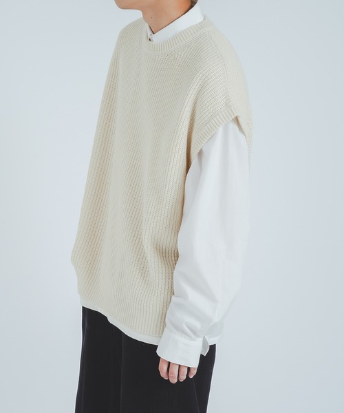 epnok（エプノック）の「クルーネックニットベスト（ベスト・メンズ・ネイビー/グレー/アイボリー・FREE）」の5枚目の写真