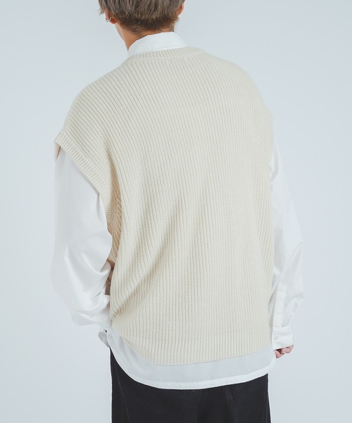 epnok（エプノック）の「クルーネックニットベスト（ベスト・メンズ・ネイビー/グレー/アイボリー・FREE）」の7枚目の写真