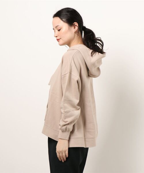 Lee（リー）の「【Lee】ワイドスリットパーカー（パーカー・レディース・ホワイト/ベージュ/ブルー・M/L）」の4枚目の写真