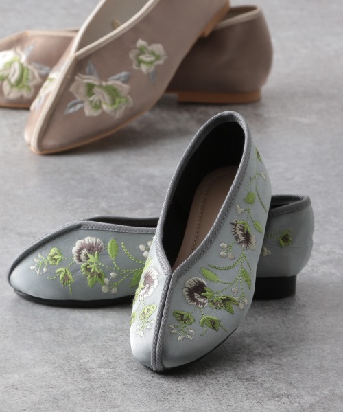 GLOBAL WORK（グローバルワーク）の「チャイナ刺繍フラット