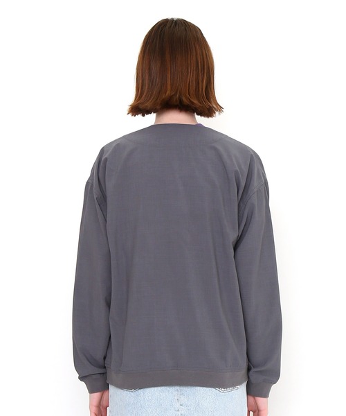 Design Tshirts Store graniph（デザイン　ティーシャツ　ストア　グラニフ）の「グッズアンドシェルブス｜グラフィックカーディガン(グレー)（カーディガン/ボレロ・メンズ・グレー・SMALL/MEDIUM/LARGE）」の4枚目の写真