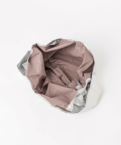BAGGU(バグー)の「BAGGU/バグゥ メタリックスタンダード(エコバッグ/サブバッグ・レディース・シルバー/ゴールド・FREE)」の12枚目の写真