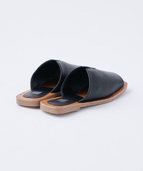 COLONY 2139（コロニートゥーワンスリーナイン）の「ステッチサンダル（サンダル・レディース・ブラック/アイボリー・22.5cm/23.5cm/24.5cm）」の8枚目の写真