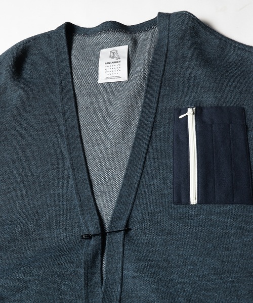 STOF（ストフ）の「【PANTARHEY】FADEOUT KNIT COAT（ノーカラーコート・メンズ・ブラック/ブルー・S/M）」の4枚目の写真