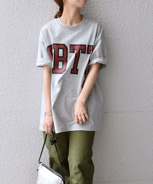 SHIPS any（シップス エニィ）の「SHIPS any: カレッジ プリント 半袖 Tシャツ グレー◇（Tシャツ/カットソー・メンズ・グレー・SMALL/MEDIUM/LARGE/X-LARGE）」の4枚目の写真