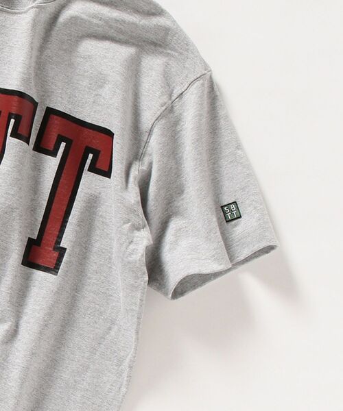 SHIPS any（シップス エニィ）の「SHIPS any: カレッジ プリント 半袖 Tシャツ グレー◇（Tシャツ/カットソー・メンズ・グレー・SMALL/MEDIUM/LARGE/X-LARGE）」の10枚目の写真