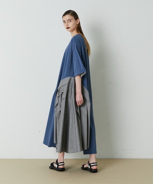 FRAPBOIS(フラボア)の「フォルドワンピ(ワンピース・レディース・ブラック/ブルー・1/0)」の5枚目の写真