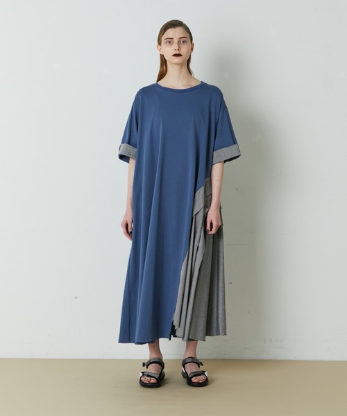 FRAPBOIS(フラボア)の「フォルドワンピ(ワンピース・レディース・ブラック/ブルー・1/0)」の11枚目の写真