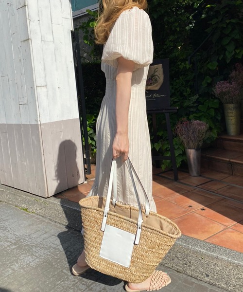 one after another NICE CLAUP(ワンアフターアナザーナイスクラップ)の「裾ティアードボリューム袖ワンピース(ワンピース・レディース・ホワイト系その他/イエロー系その他/イエロー系その他2・FREE)」の9枚目の写真
