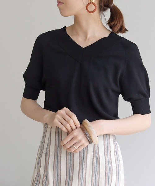 HER CLOSET(ハークローゼット)の「【HERCLOSET】前後2wayハーフスリーブニット(ニット/セーター・レディース・ホワイト/ブラック/グレイッシュベージュ/カーキ/ブルー・M)」の9枚目の写真