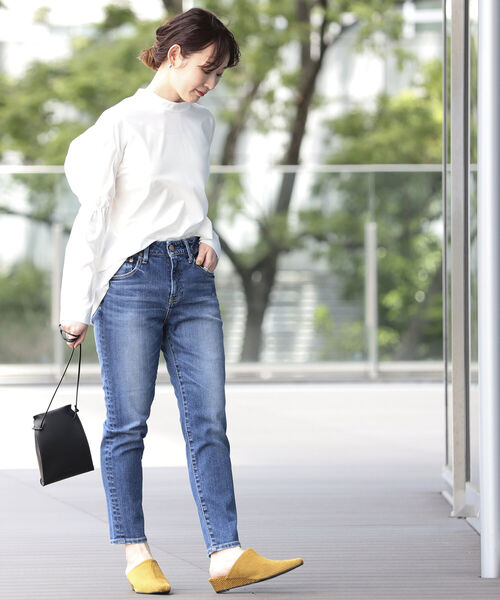 Ray BEAMS（レイビームス）の「RBS / タック パフスリーブ ブラウス（シャツ/ブラウス・レディース・ホワイト/ブラック・1/0）」の8枚目の写真