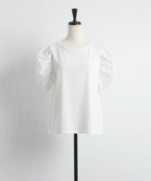 tocco closet(トッコ クローゼット)の「【限定】パワーショルダーカットプルオーバー(Tシャツ/カットソー・レディース・オフホワイト/ブラック・M)」の9枚目の写真
