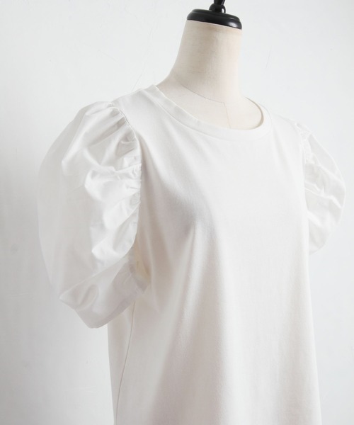 tocco closet(トッコ クローゼット)の「【限定】パワーショルダーカットプルオーバー(Tシャツ/カットソー・レディース・オフホワイト/ブラック・M)」の15枚目の写真