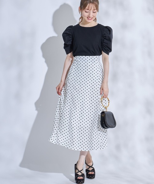 tocco closet(トッコ クローゼット)の「【限定】パワーショルダーカットプルオーバー(Tシャツ/カットソー・レディース・オフホワイト/ブラック・M)」の12枚目の写真