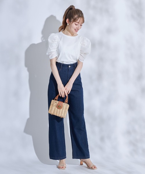 tocco closet(トッコ クローゼット)の「【限定】パワーショルダーカットプルオーバー(Tシャツ/カットソー・レディース・オフホワイト/ブラック・M)」の3枚目の写真