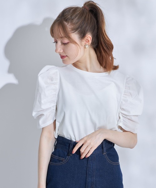 tocco closet(トッコ クローゼット)の「【限定】パワーショルダーカットプルオーバー(Tシャツ/カットソー・レディース・オフホワイト/ブラック・M)」の10枚目の写真
