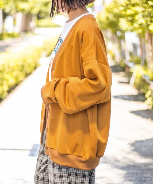 PairPair（ペアペア）の「ボーイフレンドカーディガン（ユニセックス）（カーディガン/ボレロ・メンズ・マスタード/オートミール/スミクロ/グレイッシュブルー・FREE）」の10枚目の写真