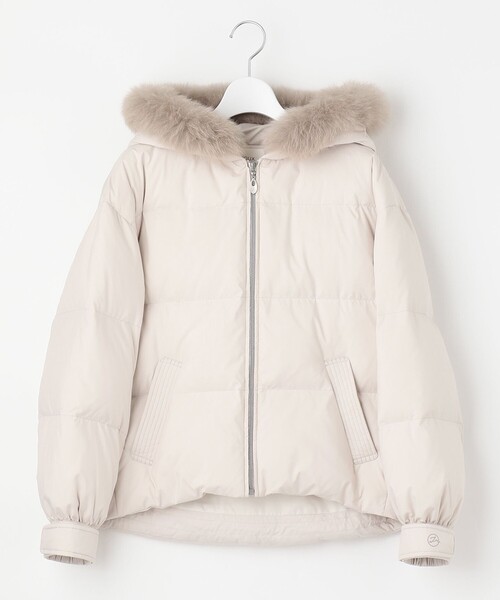 Feroux(フェルゥ)の「【洗える】パウダリーマシュマロショート丈 ダウン(ダウンジャケット/コート・レディース・ブラック系/アイボリー系/オレンジ系・1/2)」の15枚目の写真