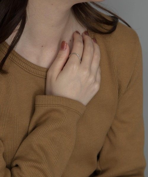 SMELLY(スメリー)の「silver925ウェーブリング(リング・レディース・ゴールド/シルバー・-)」の3枚目の写真