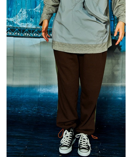 AlexanderLeeChang（アレキサンダーリーチャン）の「AlexanderLeeChang/アレキサンダーリーチャン　BOMBER HEAT SWEAT PT　AC042112（スウェットパンツ・メンズ・ネイビー/ブラウン/グレー・2/3）」の21枚目の写真