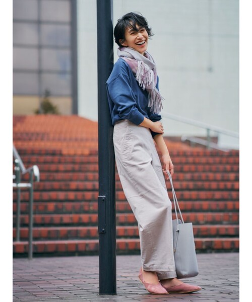 SHOO・LA・RUE（シューラルー）の「◆かかとやわらかスクエアパンプス（パンプス・レディース・ブラック/サンドベージュ/ピンク系9/カーキ・25/40/45/30/35/50）」の13枚目の写真