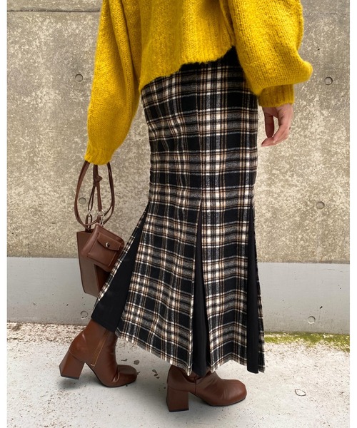 MLI'A（エムリア）の「切替フェイクウールマーメイド／サテンスカート（スカート・レディース・ブラック/ブラウン系その他2/ブラック系/グリーン/レンガ/ライトベージュ・FREE）」の3枚目の写真