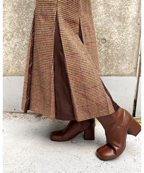 MLI'A（エムリア）の「切替フェイクウールマーメイド／サテンスカート（スカート・レディース・ブラック/ブラウン系その他2/ブラック系/グリーン/レンガ/ライトベージュ・FREE）」の4枚目の写真