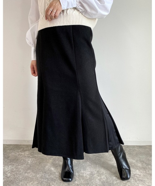 MLI'A（エムリア）の「切替フェイクウールマーメイド／サテンスカート（スカート・レディース・ブラック/ブラウン系その他2/ブラック系/グリーン/レンガ/ライトベージュ・FREE）」の10枚目の写真