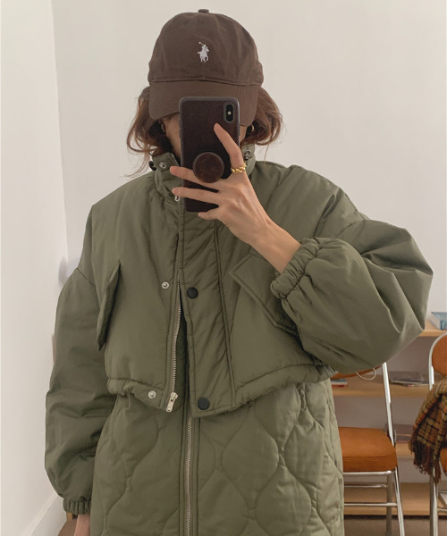 emi+（エミプラス）の「レイヤード風キルティングノースリーブコート＋ハイネックショートジャケットセット（ミリタリージャケット・レディース・チャコールグレー/カーキ/ホワイト・FREE）」の19枚目の写真