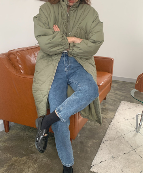 emi+（エミプラス）の「レイヤード風キルティングノースリーブコート＋ハイネックショートジャケットセット（ミリタリージャケット・レディース・チャコールグレー/カーキ/ホワイト・FREE）」の21枚目の写真