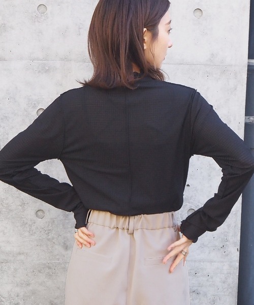 tiptop(ティップトップ)の「メローハイネックロンT(Tシャツ/カットソー・レディース・ブラック/オフホワイト/グリーン・FREE)」の22枚目の写真