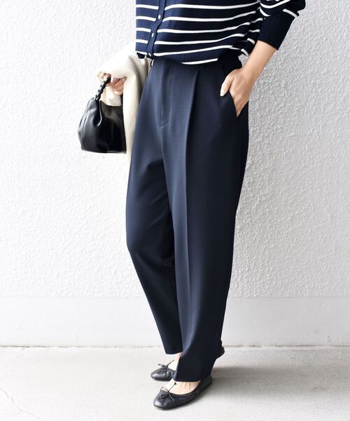 SHIPS(シップス)の「〈手洗い可能〉ストレッチカラーテーパードパンツ◆(その他パンツ・レディース・ネイビー/オフホワイト/グリーン・40/38/36)」の19枚目の写真