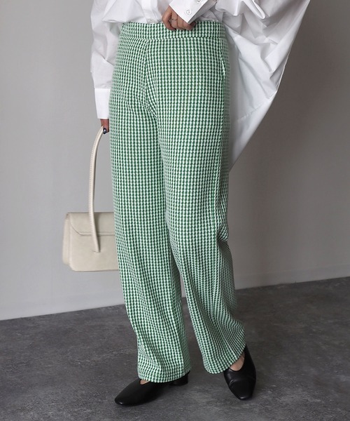 Riberry（リベリー）の「千鳥柄カットジャガードパンツ（スウェットパンツ・レディース・ブラック/グリーン・MEDIUM）」の22枚目の写真