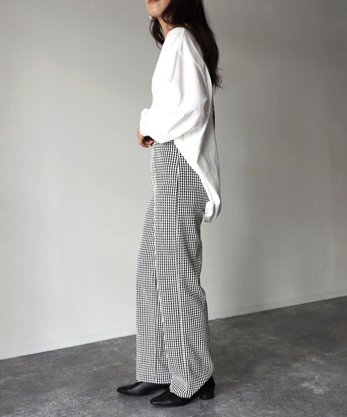 Riberry（リベリー）の「千鳥柄カットジャガードパンツ（スウェットパンツ・レディース・ブラック/グリーン・MEDIUM）」の8枚目の写真